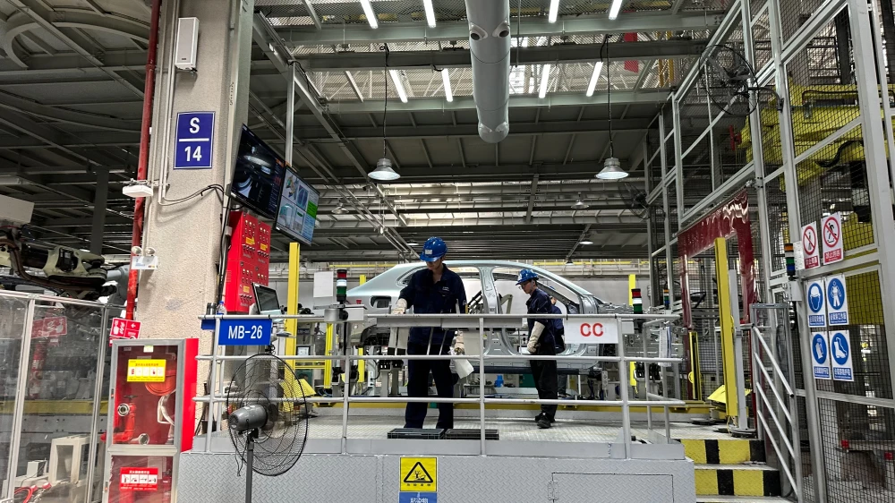 changan завод в китае производит avatr 07 deepal s05 changan nevo e07 производственная линия сварочный цех