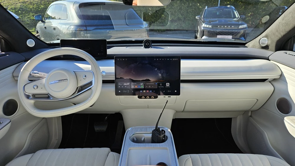 Exlantix ET тест салон интерьер Sterra в китае