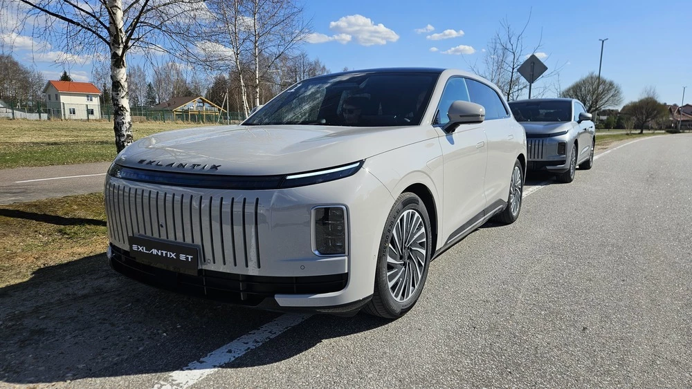 Exlantix ET тест сбоку спереди