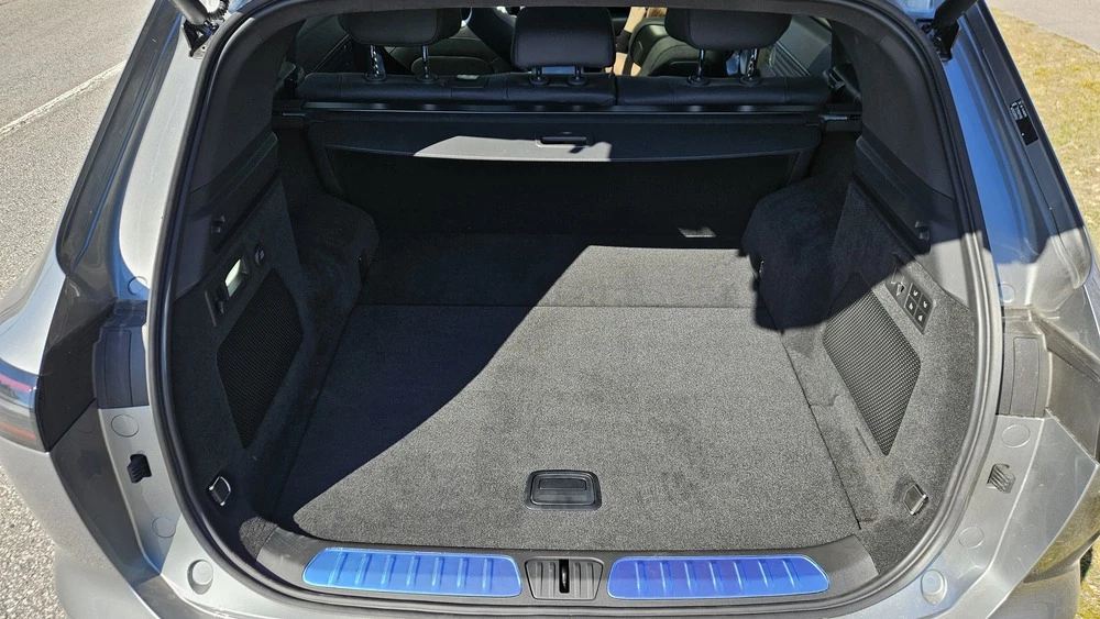 Exlantix ET тест салон интерьер багажник