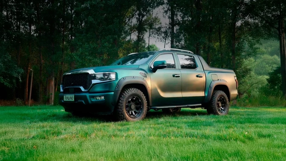 Foton Tunland V9 сбоку спереди