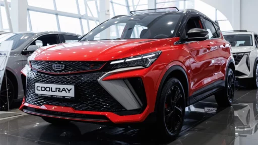 Geely Coolray Бизнес Кар у дилера в автосалоне купить новый сбоку спереди
