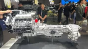 Двигатель V8 от GWM в павильоне Шанхайского автосалона 2025
