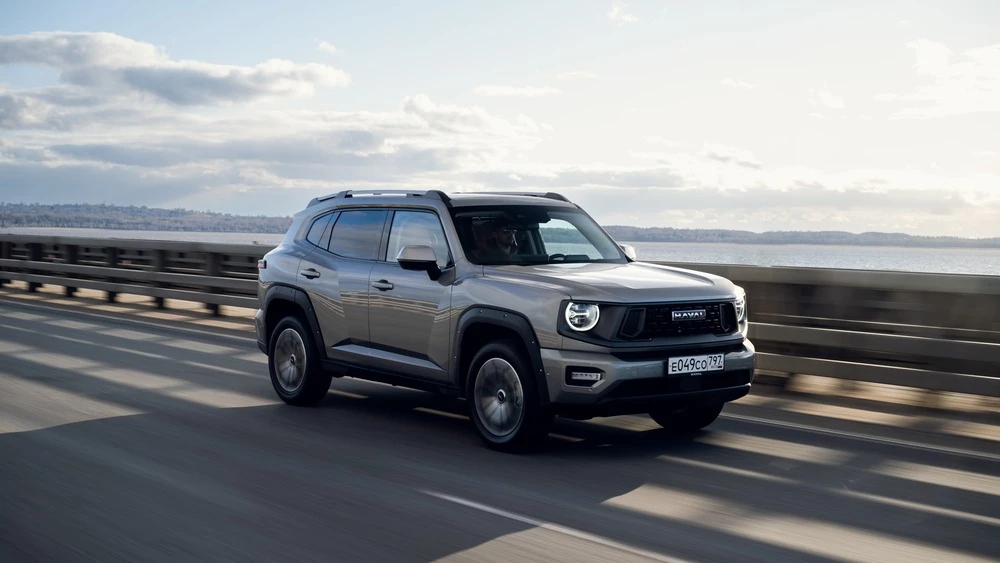 Haval H7 тест сбоку спереди в динамике