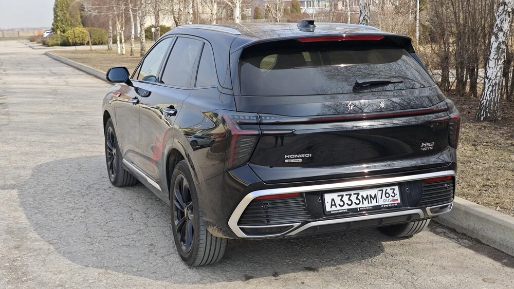 Hongqi HS3 тест мишина сбоку сзади