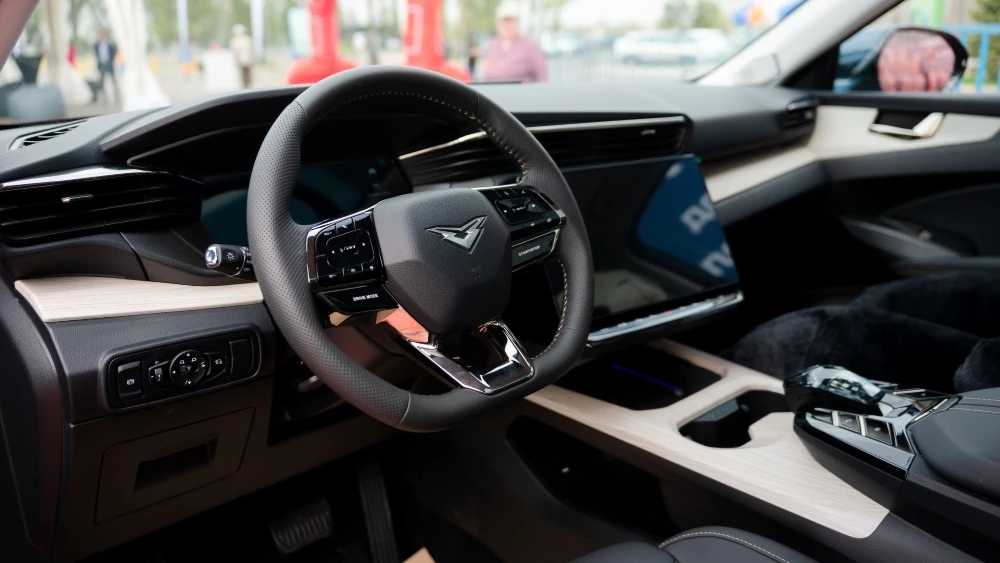 Полноприводный Kaiyi X7 салон интерьер