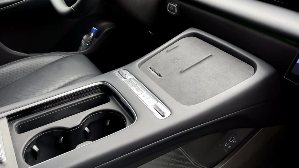 Omoda C7 тест салон интерьер тоннель