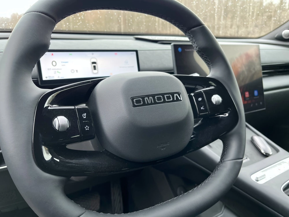 Omoda C7 тест салон интерьер рулевое колесо