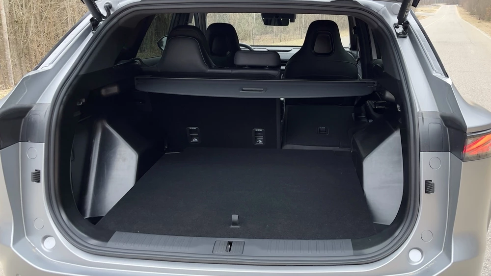 Omoda C7 тест салон интерьер багажник