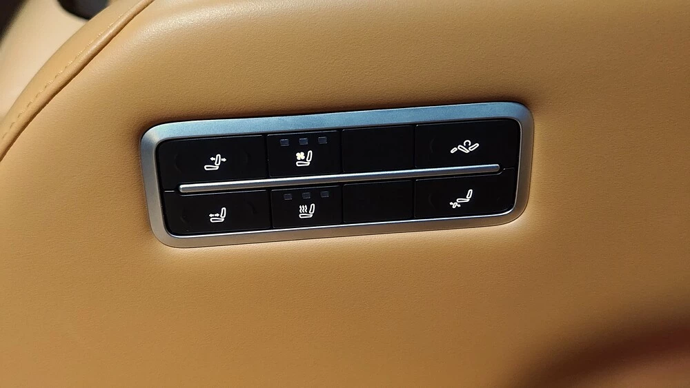 wey 80 тест салон интерьер второй ряд сиденья Кнопки сервоприводов