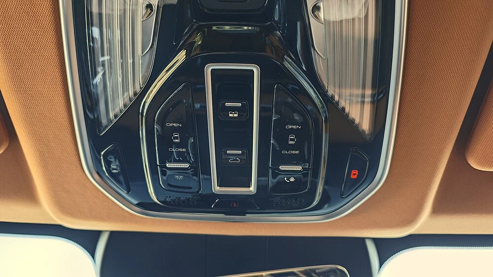 wey 80 тест салон интерьер потолочный блок