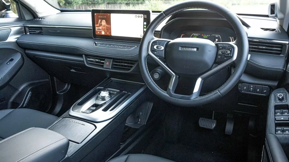 гибридный кроссовер Haval Jolion HEV интерьер