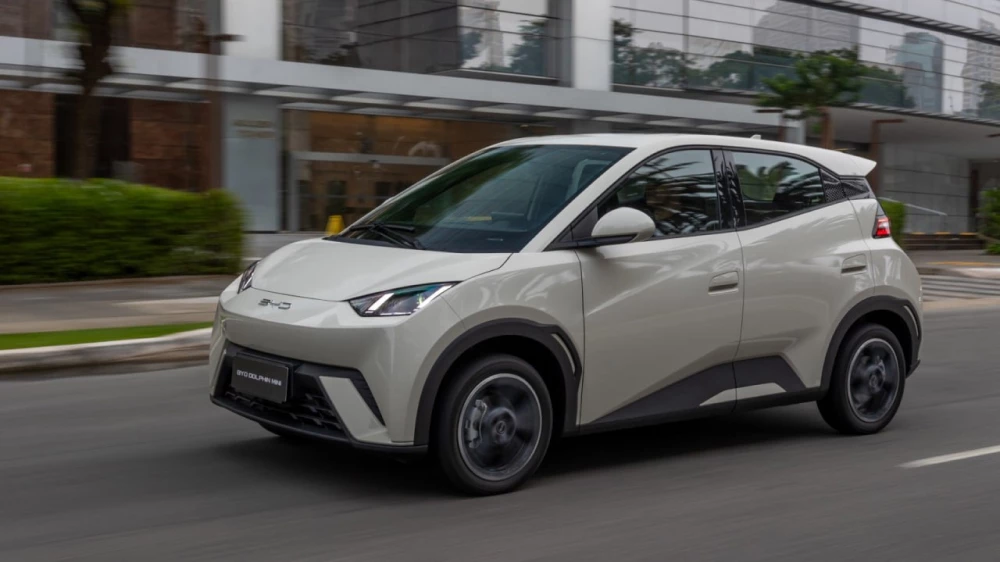 byd seagull электромобиль хэтчбек соку спереди byd dolphin mini