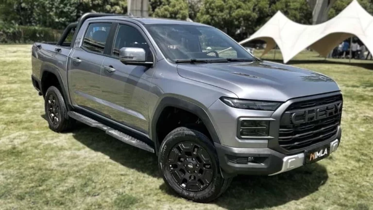 пикап Chery Himla спереди сбоку презентация для СМИ