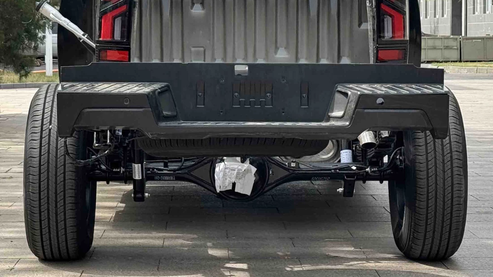 chery rely r08 himla пикап сзади черный