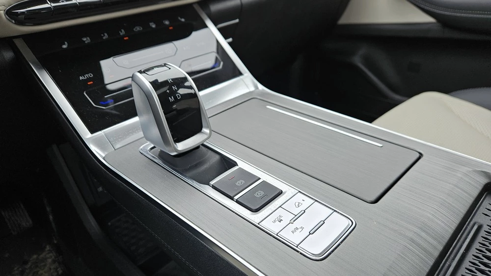 Chery Tiggo 4 тест салон интерьер тоннель селектор