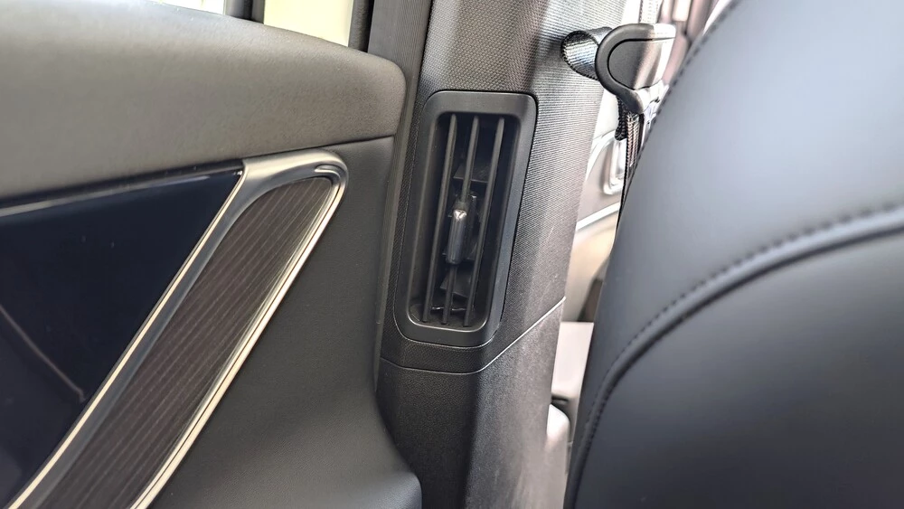 chery tiggo 9 тест мишина салон интерьер сиденья второй ряд дефлектор воздухообдув