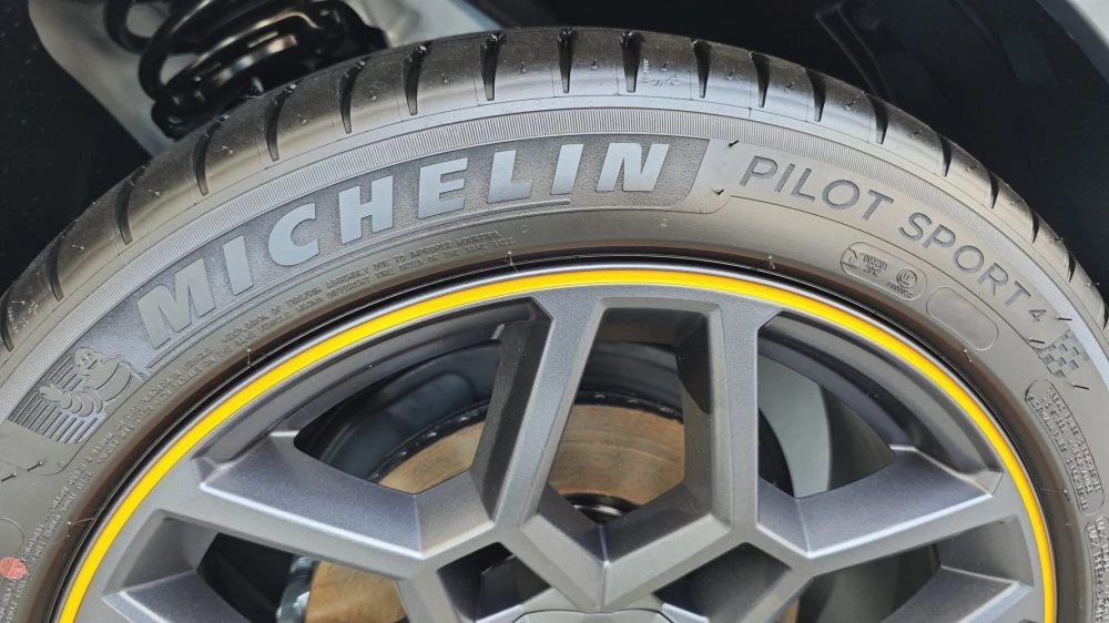 GAC GS3 тест Мишин шины Michelin Pilot 