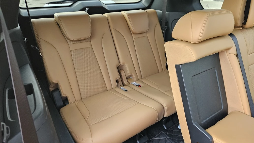 GAC GS8 Traveller тест сравнение с ПGS8 сиденья третий ряд