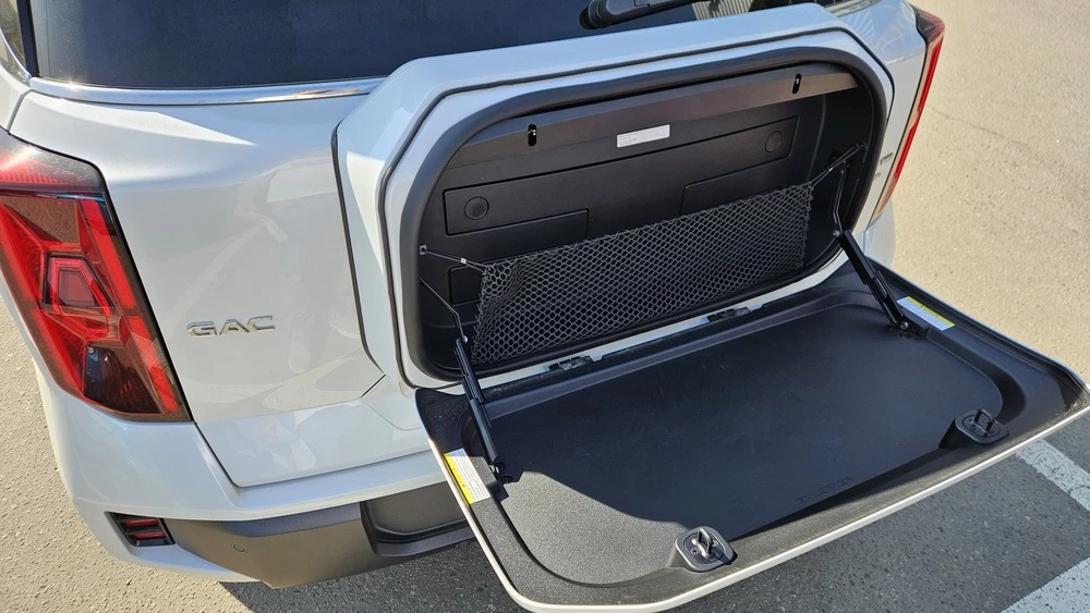 GAC GS8 Traveller тест обзор крышка багажника рюкзачок открытый