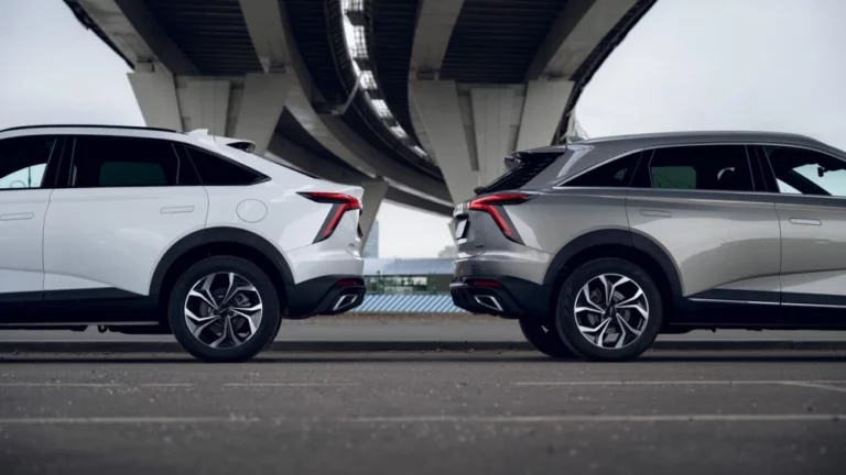 Кроссовер Haval F7x и F7 отличия различия сбоку форма кузова