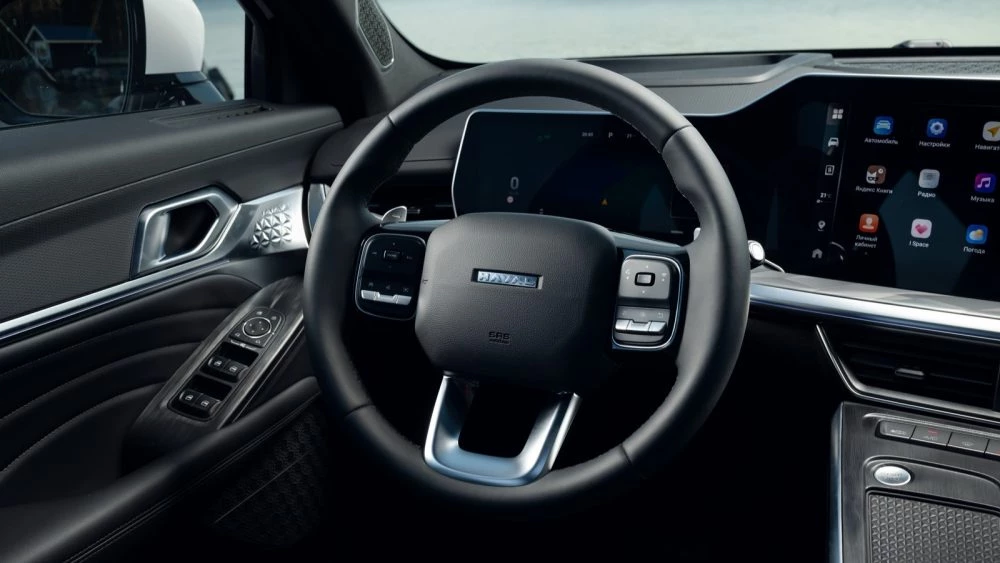Кроссовер Haval F7x салон интерьер руль