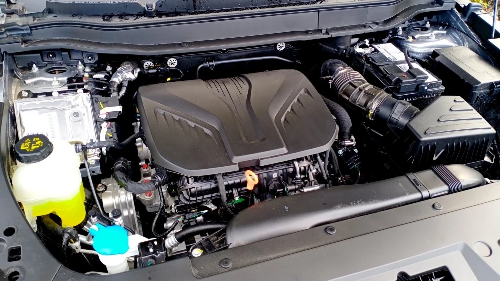 Haval F7x тест двигатель мотор открытый капот