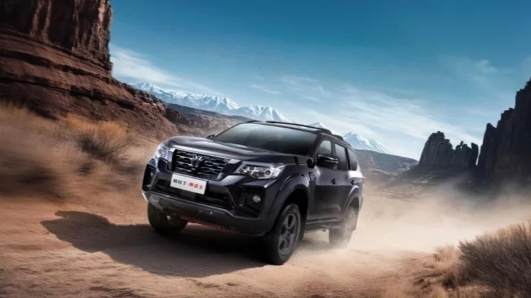 Внедорожник Dongfeng Paladin Black Samurai сбоку спереди