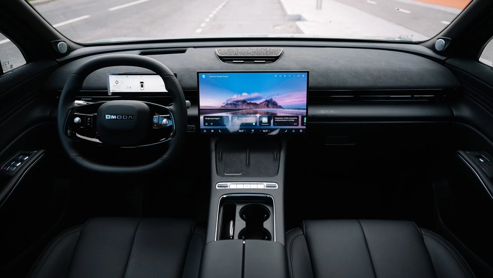 Omoda C7 салон интерьер