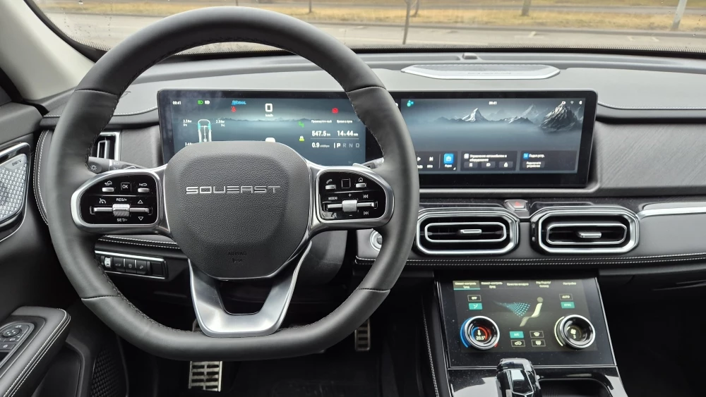 Кроссовер Soueast S07 салон интерьер