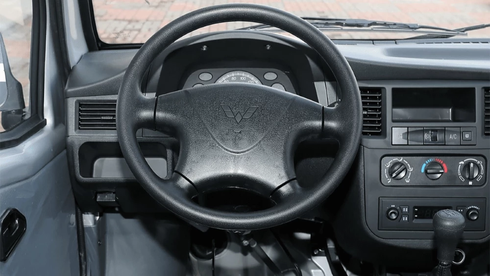 Wuling Sunshine Mini салон интерьер