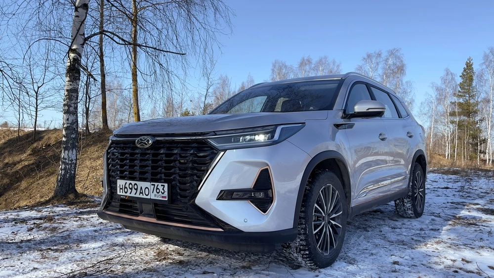 Xcite X-Cross 8 тест сбоку спереди