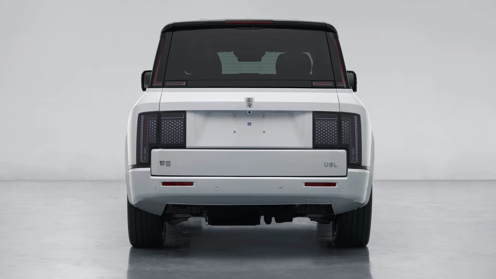 Внедорожник YangWang U8L сзади