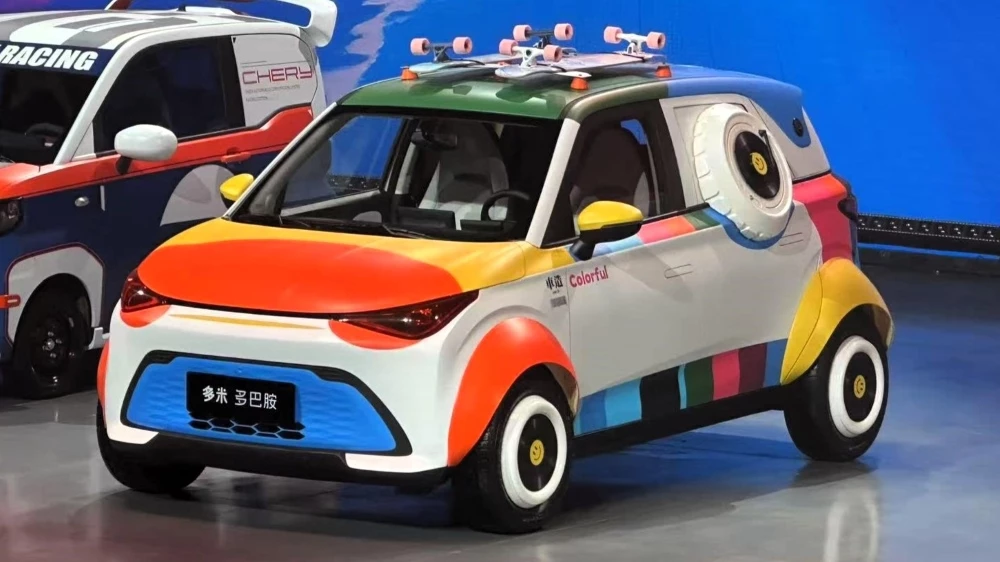 chery qq duomi электромобиль сбоку спереди