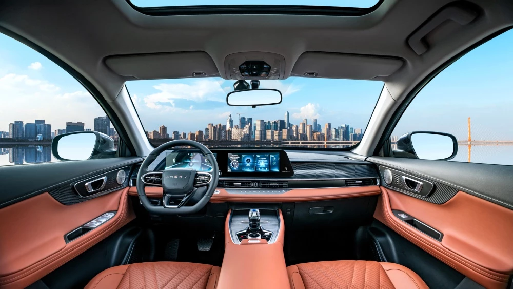 Chery Tiggo 7 Plus интерьер кроссовер