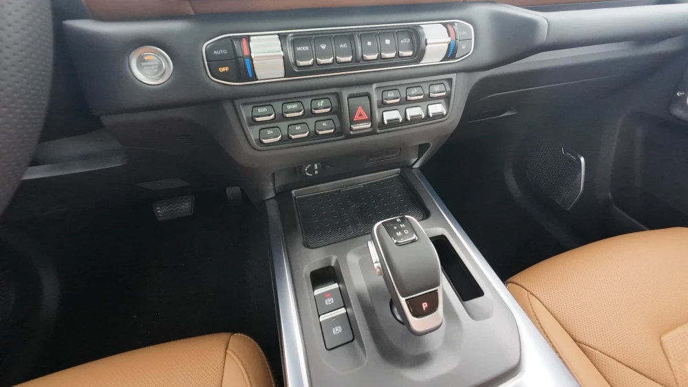 BAW 212 T01 Inspector салон интерьер центральная консоль клавиши