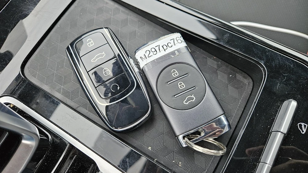 Xcite X-Cross 7 и Chery Tiggo 7L ключи