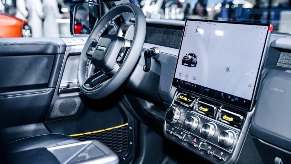 кроссовер iCar V23 интерьер