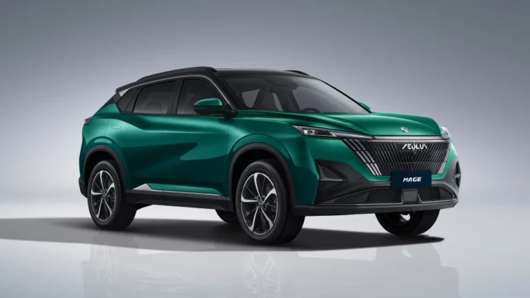 Dongfeng Mage спереди сбоку в России