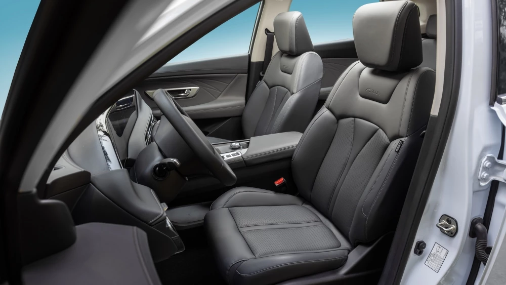 Dongfeng Huge салон интерьер