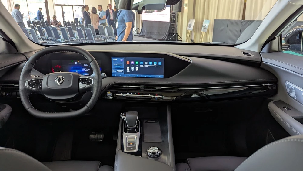 Dongfeng Huge салон интерьер