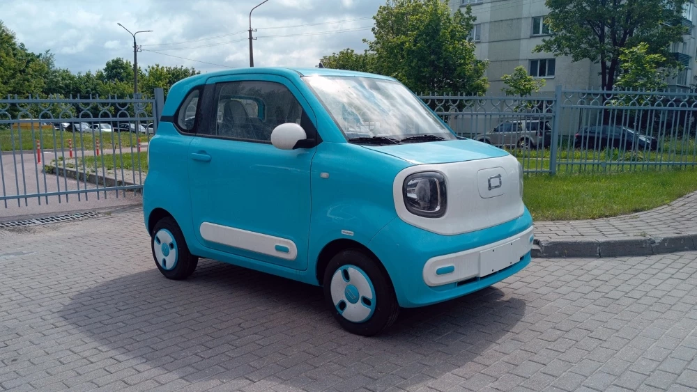 FAW Bestune Xiaoma беларусь сбоку спереди