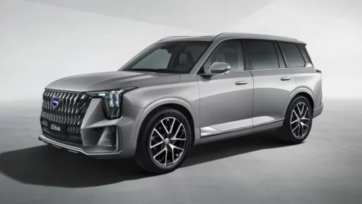 gac gs8 dragon спереди сбоку серебряный серый кроссовер гибридный