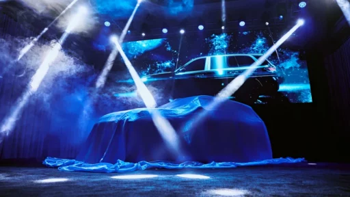 geely планы 2025 год какие сбылись не сбылись geely galaxy m9 сбоку спереди премьера в китае накрыт тканью премьера в милане