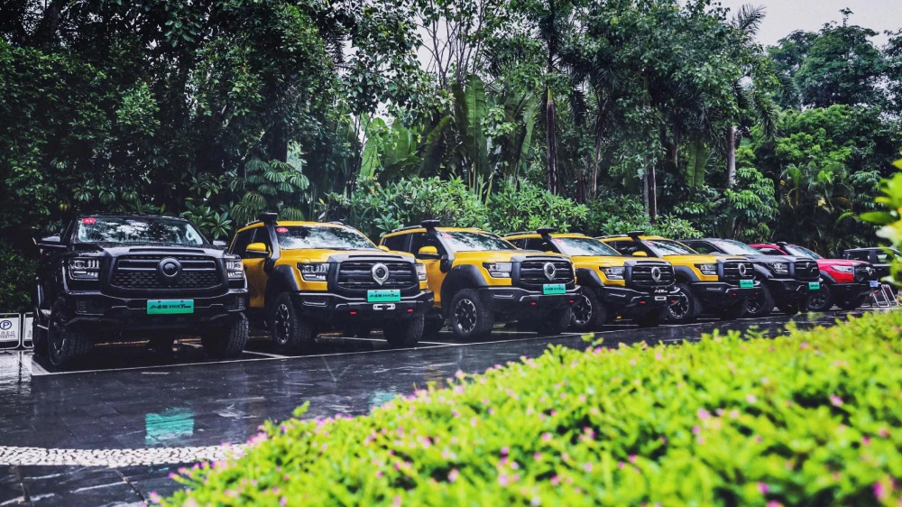 gwm shanhai poer hi4-t сбоку спереди желтый китай старт продаж