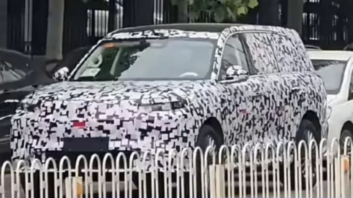 флагманский кроссовер wey 09 gwm great wall motor сбоку спереди заметили во время тестов