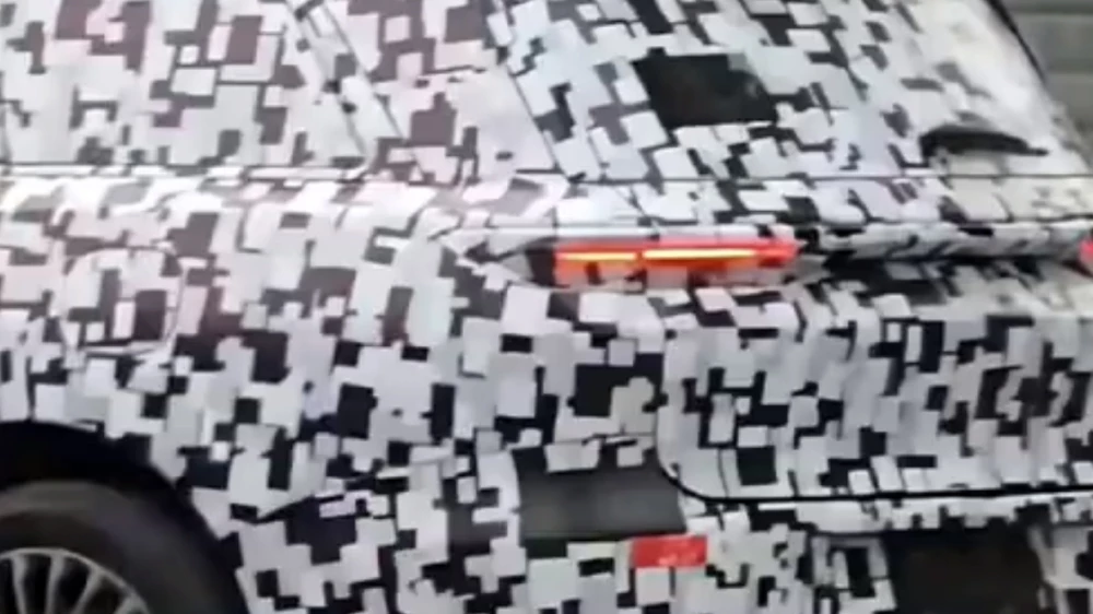 флагманский кроссовер wey 09 gwm great wall motor сбоку сзади заметили во время тестов