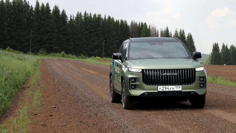 jaecoo j7 тест сбоку спереди в динамике