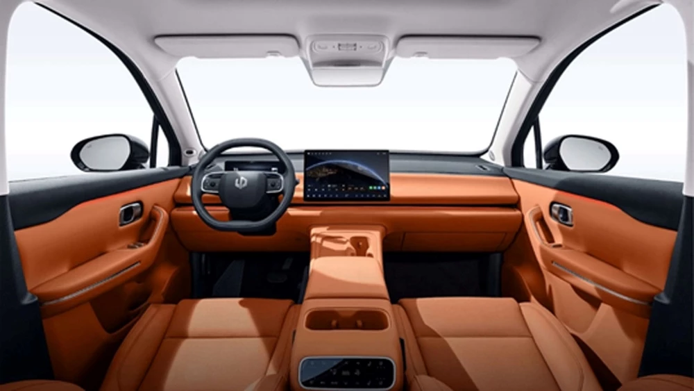 Leapmotor C16 салон интерьер