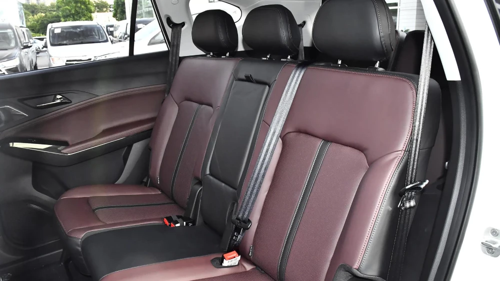 москвич 8 jac sehol x8 plus кроссовер второй ряд сидений отзывы китай владельцы плюсы минусы